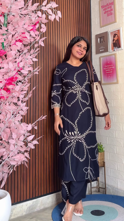 Chocolate Brown Tunic Set with Cream Bow Embroidery
