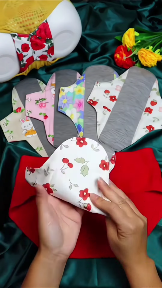 Eco-Friendly Reusable Cloth Sanitary Pad Set with Floral Prints