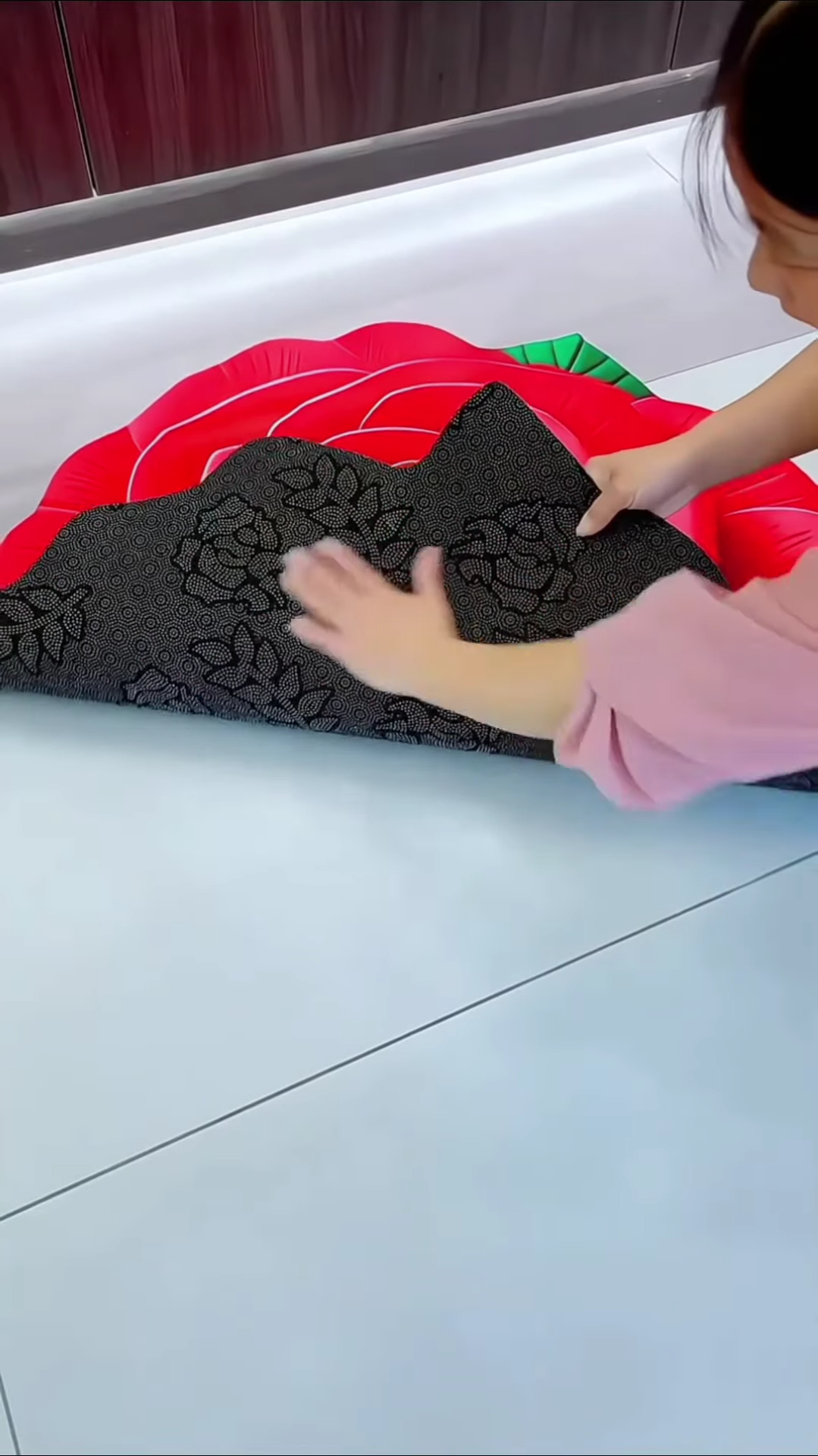 Large 3D Red Rose Shaped Floor Mat for Romantic Home Decor